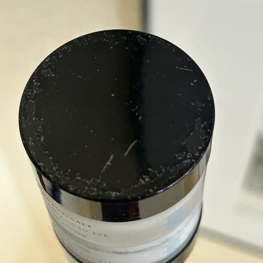 SkinCeuticals A.G.E. Advanced Eye Cream - Picture 8 of 8